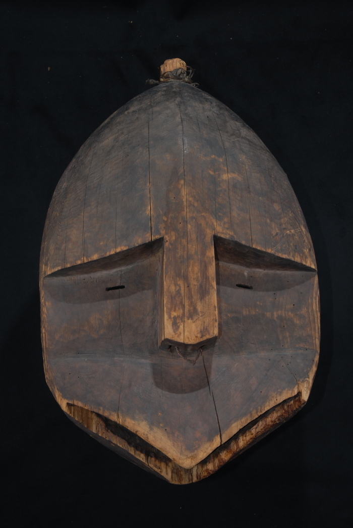 Carved mask (Qarua'at'stun Elgguq--Like a Crow)